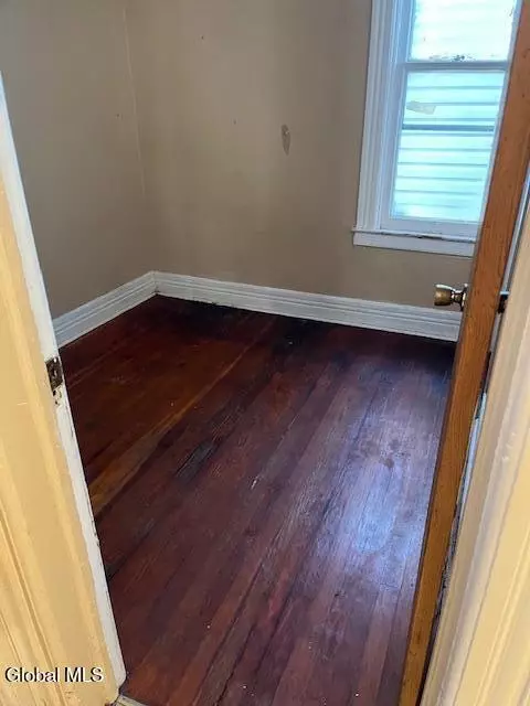 Bedroom - 102 Degraff St, Schenectady, NY 12308 photo 4 of 4