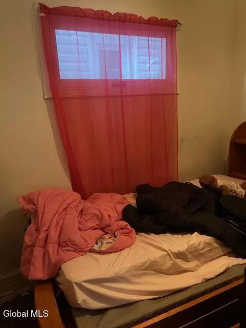 Bedroom - 102 Degraff St, Schenectady, NY 12308 photo 2 of 4