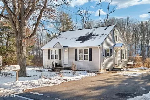 66 Beaver Dam Rd, Selkirk, NY 12158