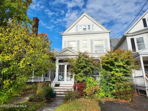 38 N Allen St, Albany, NY 12203