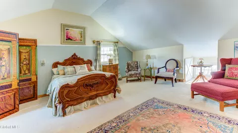 Bedroom - 834 Jamaica Rd, Schenectady, NY 12309 photo 3 of 10