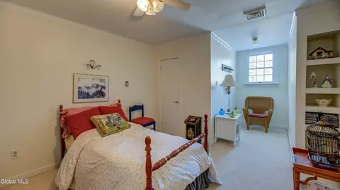 Bedroom - 834 Jamaica Rd, Schenectady, NY 12309 photo 7 of 10
