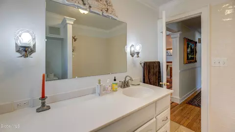 Bath - 834 Jamaica Rd, Schenectady, NY 12309 photo 1 of 5
