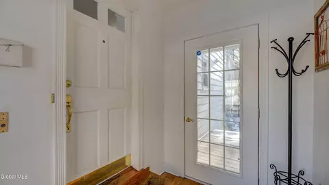 Entry Way - 834 Jamaica Rd, Schenectady, NY 12309 photo 1 of 6