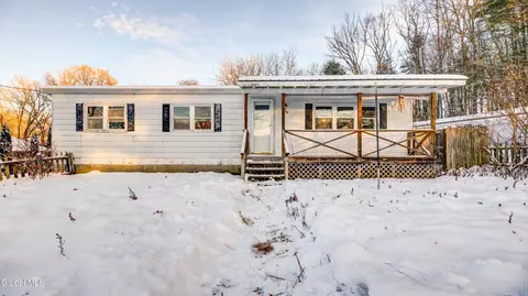 125 Cherry St, Gloversville, NY 12078