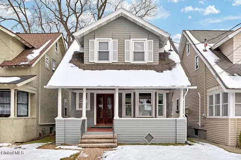 86 Grove Ave, Albany, NY 12208