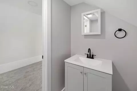 27 Plank Rd, Troy, NY 12182 photo 20