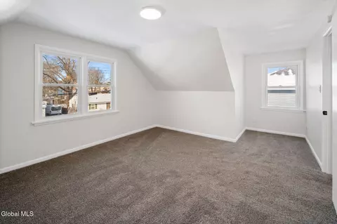 152 Chiswell Rd, Schenectady, NY 12304 photo 27