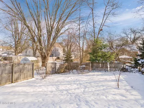 152 Chiswell Rd, Schenectady, NY 12304 photo 6