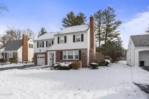 7 Clarendon Rd, Albany, NY 12203