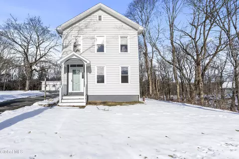 477 Brunswick Rd, Troy, NY 12180