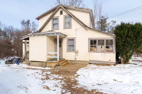 6181 Johnston Rd, Albany, NY 12203