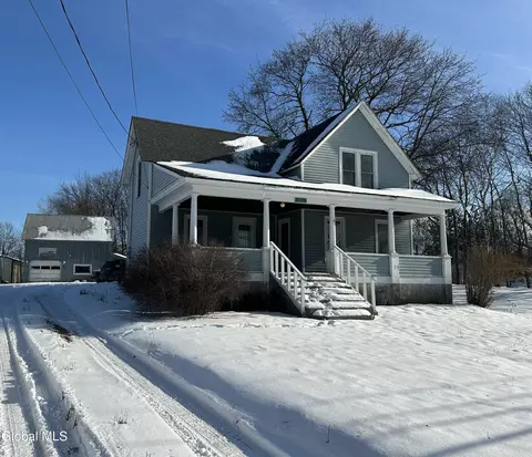 1076 Wicker St, Ticonderoga, NY 12883