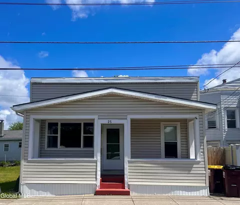25 Corning St, Albany, NY 12205