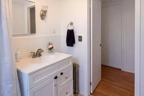 2427 3rd Ave, Schenectady, NY 12303 photo 10