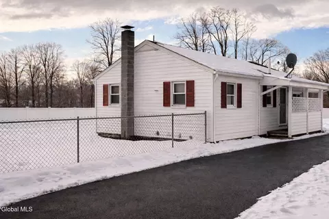 2427 3rd Ave, Schenectady, NY 12303 photo 2