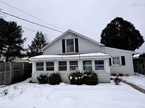 1379 Evergreen Ave, Schenectady, NY 12306