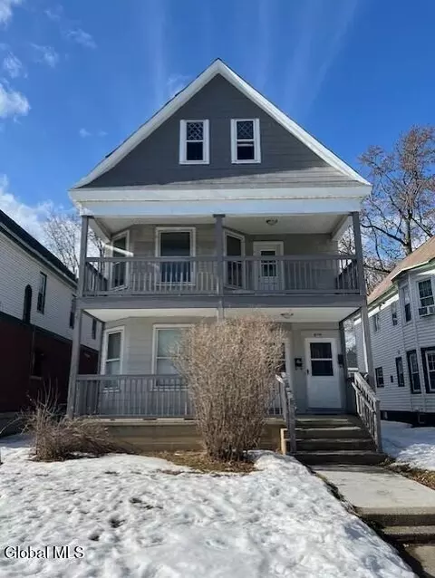 1111 Parkwood Blvd, Schenectady, NY 12308