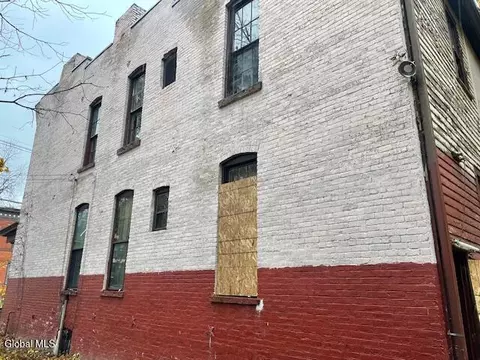 23 Glen Ave, Troy, NY 12180