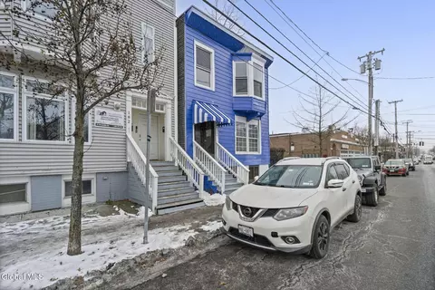184 Quail St, Albany, NY 12203