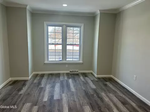 Living - 740 Hamilton St, Schenectady, NY 12307 photo 2 of 3