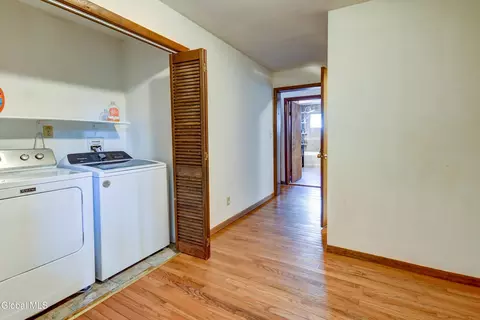 331 13th St, Schenectady, NY 12306 photo 32