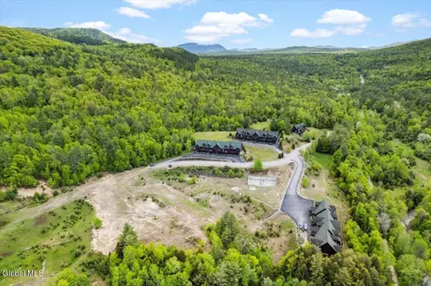 111 Top Ridge Drive, North Creek, NY 12853
