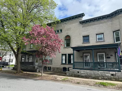 19 E Notre Dame St, Glens Falls, NY 12801