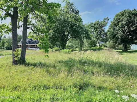 2610 Weast Rd, Pattersonville, NY 12137