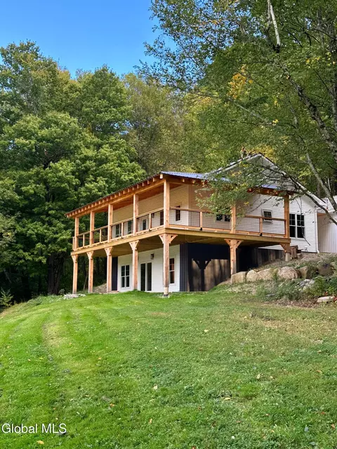 360-372 Beattie Hollow Rd, Salem, NY 12865