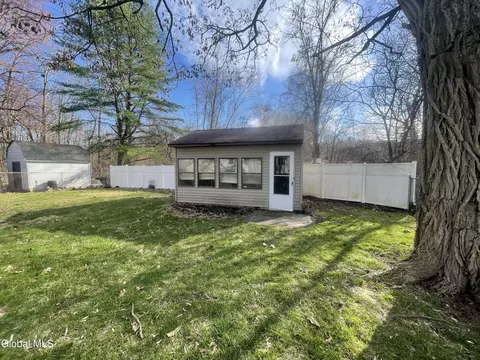 Exterior - 304 Dearborn Ave, Schenectady, NY 12304 photo 1 of 1