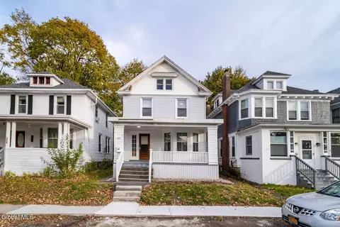 226 6th Ave, Troy, NY 12180