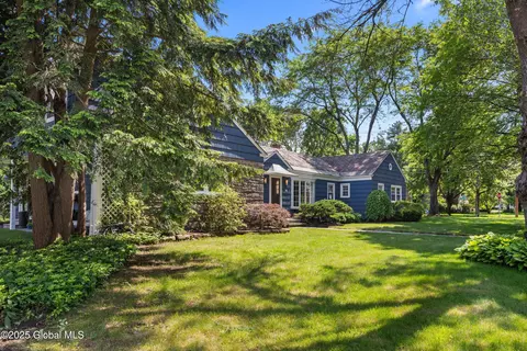 38 Horicon Ave, Glens Falls, NY 12801