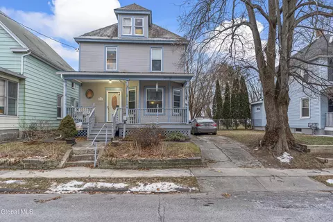 28 Eagle St, Scotia, NY 12302