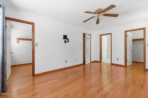 Bedroom - 36 Dunwoodie Rd, Glenmont, NY 12077 photo 6 of 6