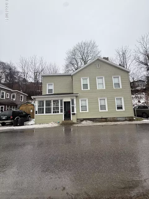 195 Mohawk St, Canajoharie, NY 13317