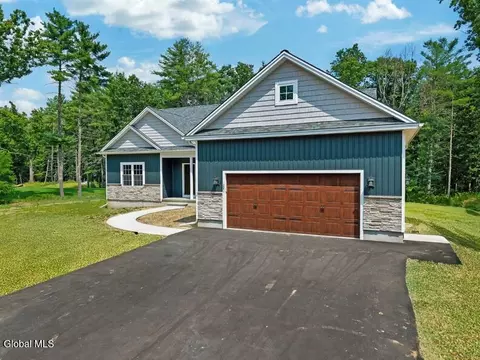 281 Edie Rd, Gansevoort, NY 12831
