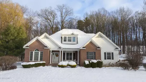 122 Trask Ln, Stillwater, NY 12170