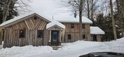 7036 New York 29, Dolgeville, NY 13329