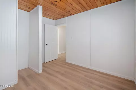 Bedroom - 7 Mullen Dr, Schenectady, NY 12306 photo 6 of 7