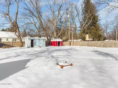 Exterior - 7 Mullen Dr, Schenectady, NY 12306 photo 5 of 5