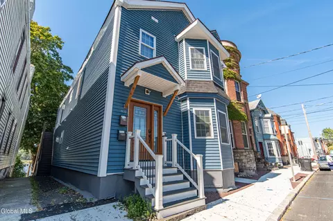 83 2nd Ave, Troy, NY 12180 photo 2
