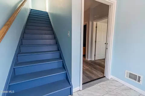 83 2nd Ave, Troy, NY 12180 photo 4