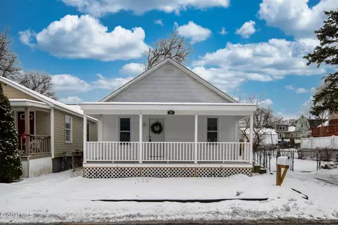 36 Edenburg Ave, Albany, NY 12203