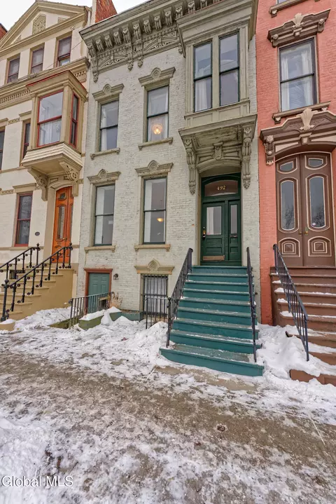492 Madison Ave, Albany, NY 12208