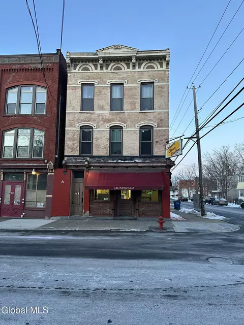 8 Garner St, Cohoes, NY 12047
