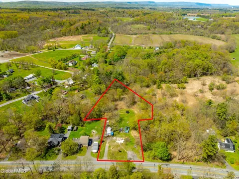 983 River Rd, Selkirk, NY 12158