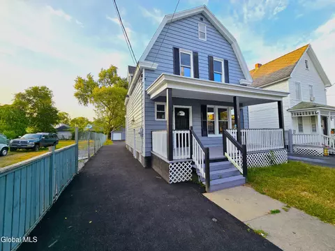 Exterior - 6 Elbert St, Schenectady, NY 12304 photo 2 of 6