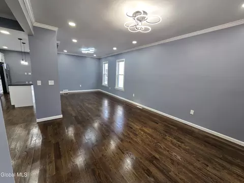 Living - 6 Elbert St, Schenectady, NY 12304 photo 2 of 4