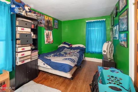 Bedroom - 841 Harrison Ave, Schenectady, NY 12306 photo 3 of 4